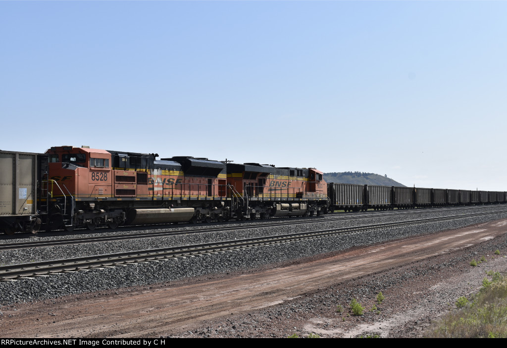 BNSF 6023/8528